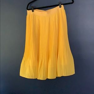 Mustard yellow pleated skirt